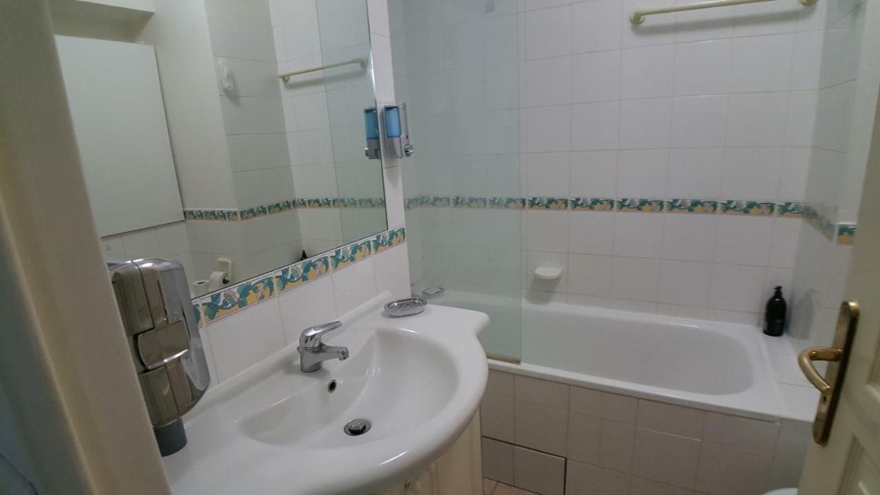 Apartment Monaco Palais Josephine Бюсолей Екстериор снимка